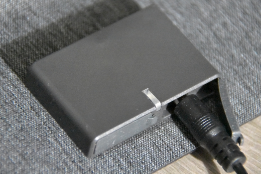 Klene Solartasche mit Controler, der einen USB-C-Ausgang zum Laden für Laptop, Smartphone oder Powerbank bereithält